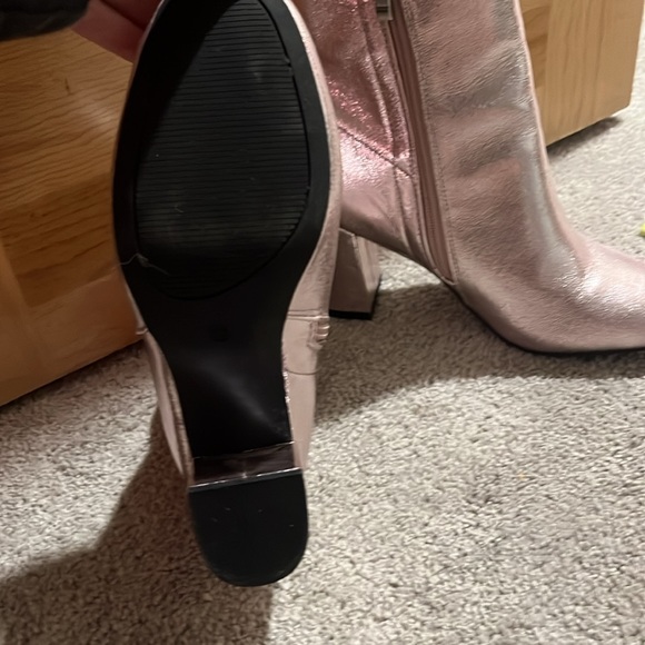 pink sparkly high heel boots - Picture 3 of 4